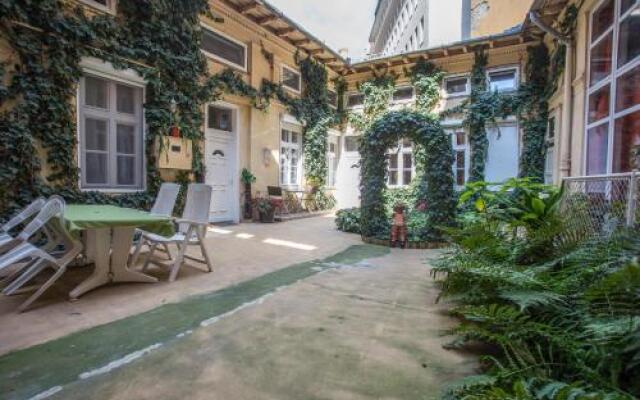 Oasis Guest House Budapest