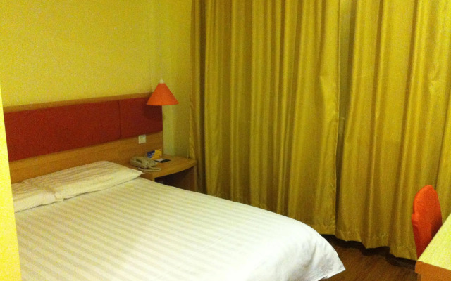 Shanghai Home Inn - Century Park