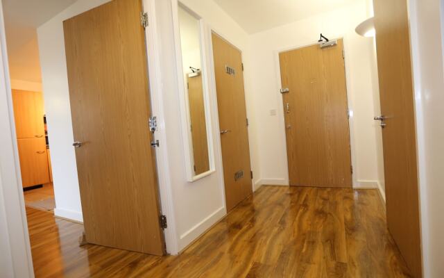 2 Beds Riverview Tideslea Apartment