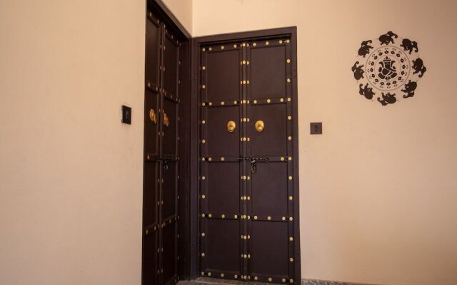 OYO 14537 Hotel Amer Haveli