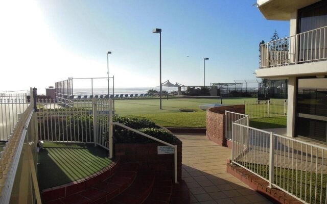 Breakers North Absolute Beachfront Apartments