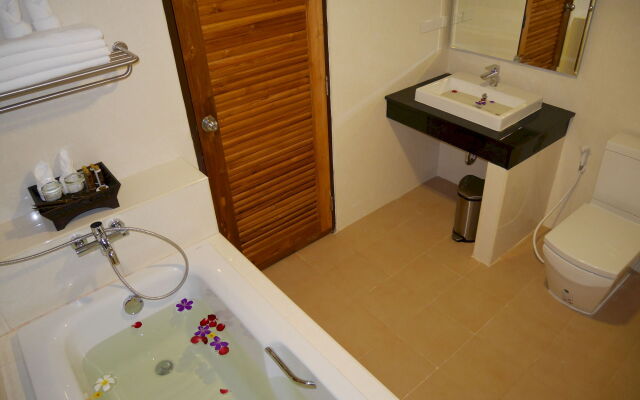 The Sunset Beach Resort Koh Kho Khao