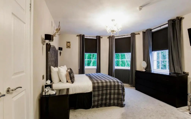 Mercure Peebles Barony Castle Hotel