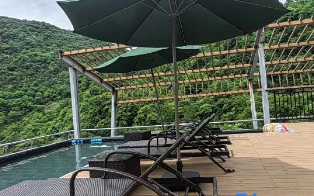 Yunju Hotel (Chizhou Shitai Branch)