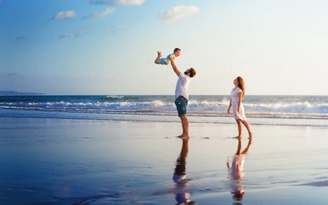 Crystal Oasis Across From Beach Heated Pool