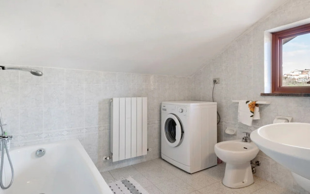 Apartment in Cassinelle With Garden & BBQ