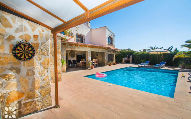 Villa Hugo 11 by Abahana Villas