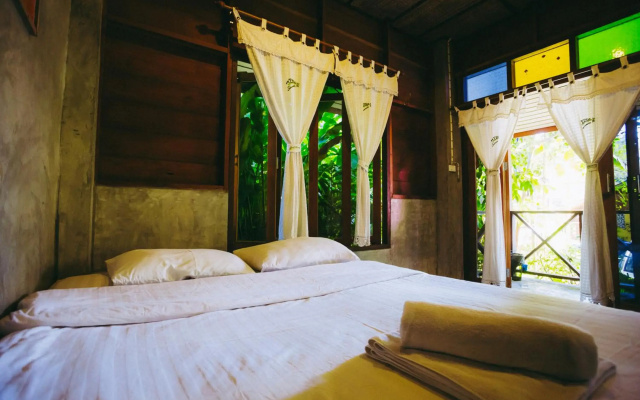 Sawasdee Pai River Resort