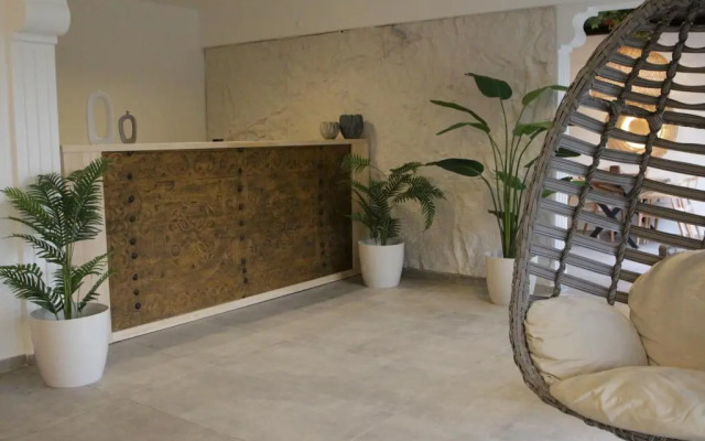 Bl Karakum Suites