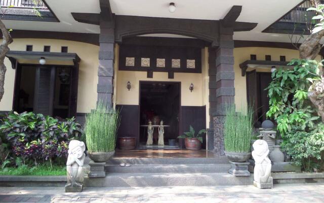 De Clove Guest House