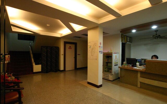 King Town Hotel