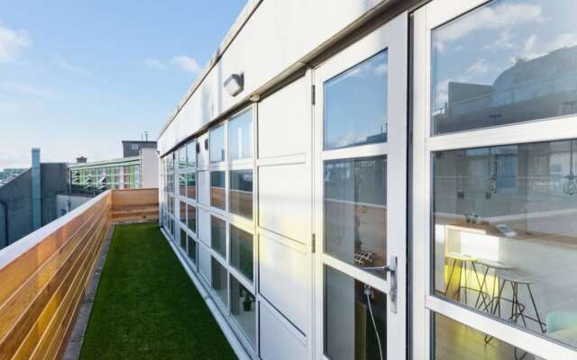 2 Bedroom Rooftop Apartment in Temple Bar Sleeps 6