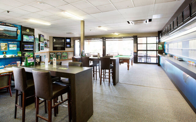Golfview Hotel Motel - Guildford