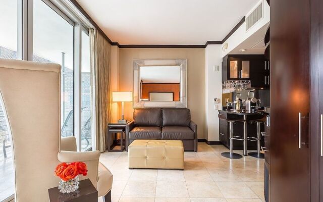 Apartment At De Soleil Hotel On Ocean Drive