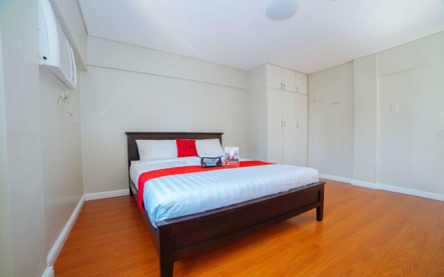 RedDoorz Plus near Capitol Commons