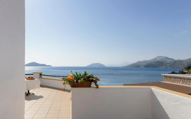 Panteli Beach Hotel