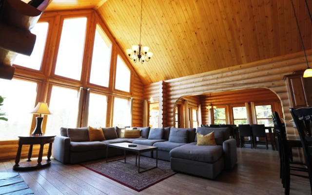 Fiddler Lake Resort