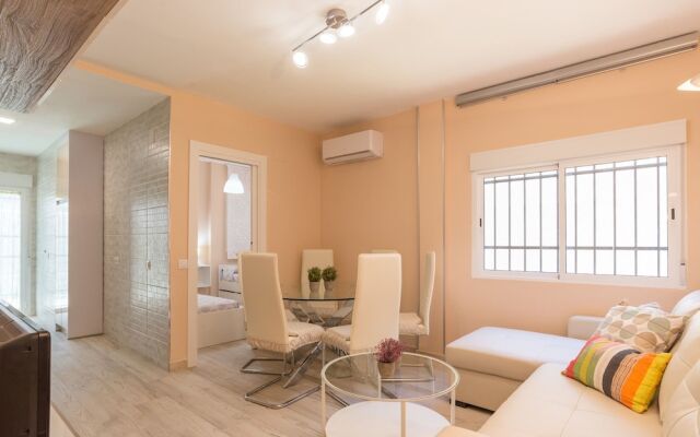 Malagasuite Bajondillo Beach Apartment
