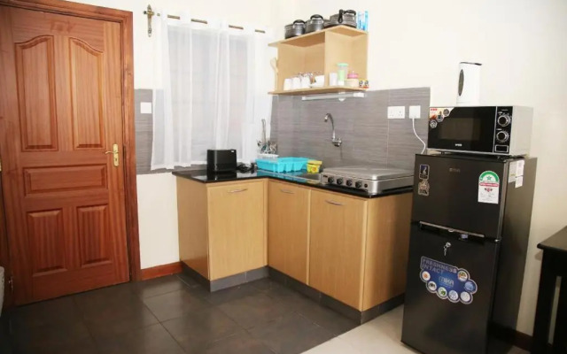 Elegant studio mvuli