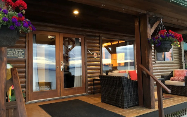 Beach Log Home