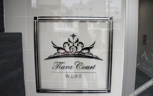 Tiara Court West apartment