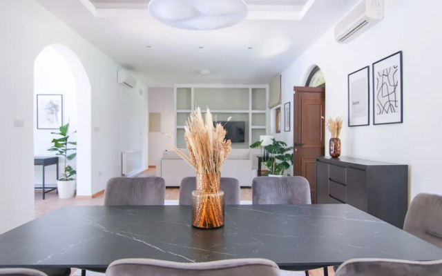 Phaedrus Living Luxury Villa Kathikas