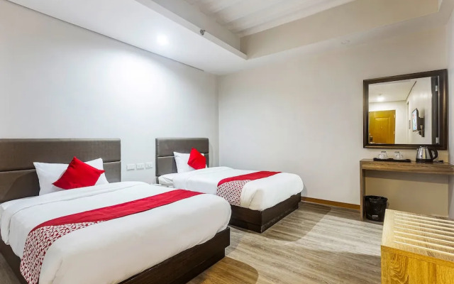 Oyo 241 Airo Hotel