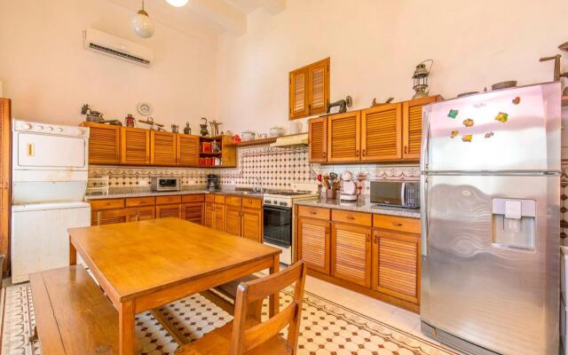 Casa Morales Colonial