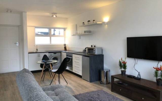 Studio Apartment in Green Point Cape Town