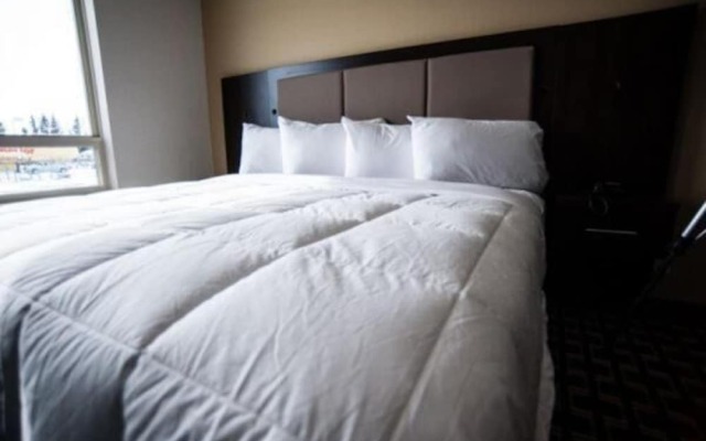 Redvers Western Star Inn & Suites