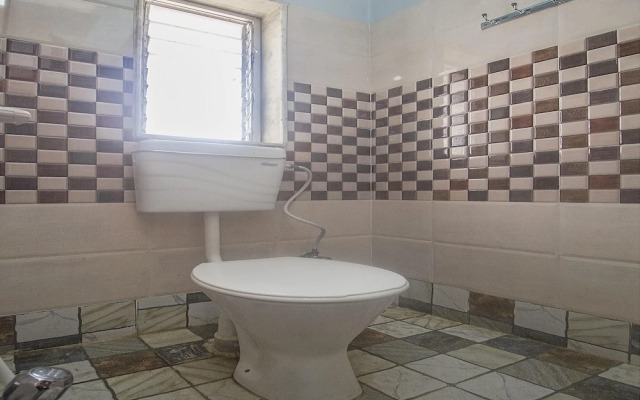 SPOT ON 44984 Hotel Palika