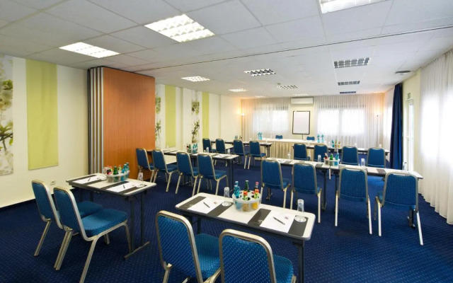 ACHAT Hotel Dresden Elbufer