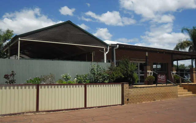 Coolgardie GoldRush Motels