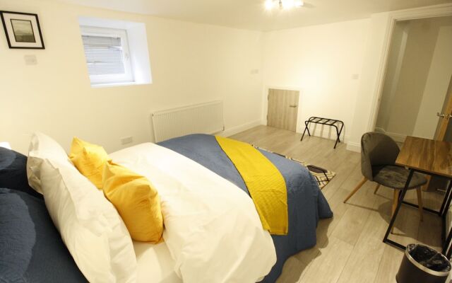 Willow Serviced Apartments - The Walk 3