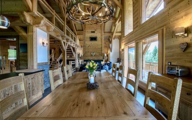 Chalet Carnauba - Alpine Descents