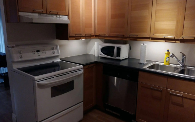Toronto Furnished Living Pembroke