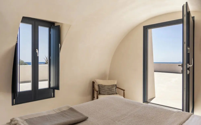 Exomitis1 Cellar & Sea Escape