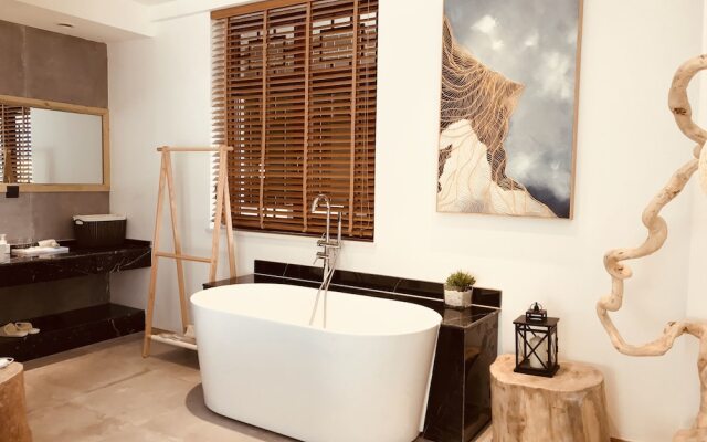 Living And Designing Homestay