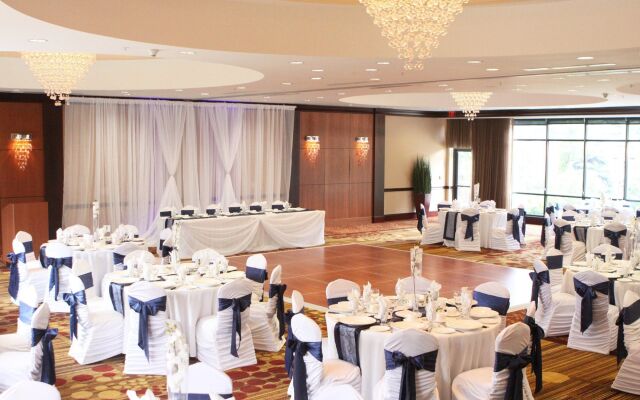 Courtyard by Marriott Hamilton
