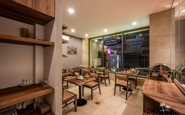Thanh Long Hotel