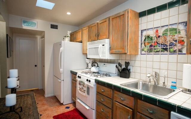 Desert Retreat Casita 2 BR by Casago