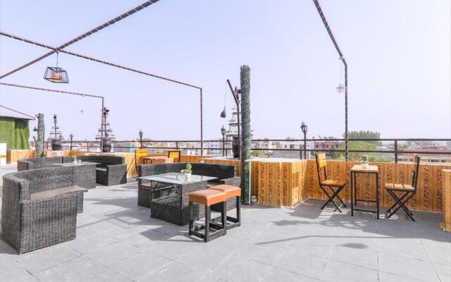 Fabhotel Srg Inn