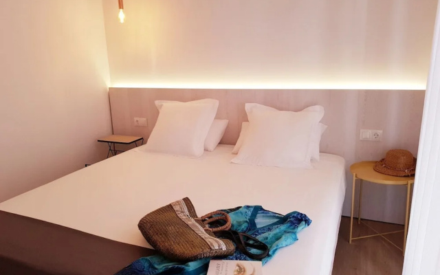 S30 Reina Victoria Suites