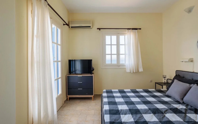 Seaview Getaway With Pool Panoramic Views