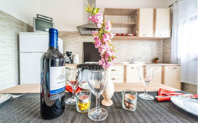 Stunning Home in Krnica With Wifi and 2 Bedrooms