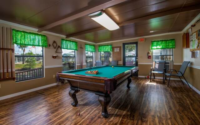 Water's Edge RV Resort