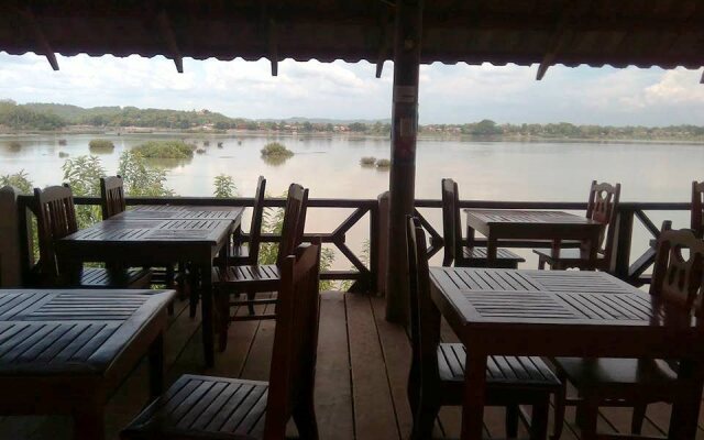 Pon's River Guesthouse