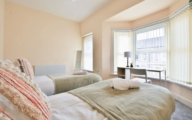 Tranquil 3-bed Home in Cardiff