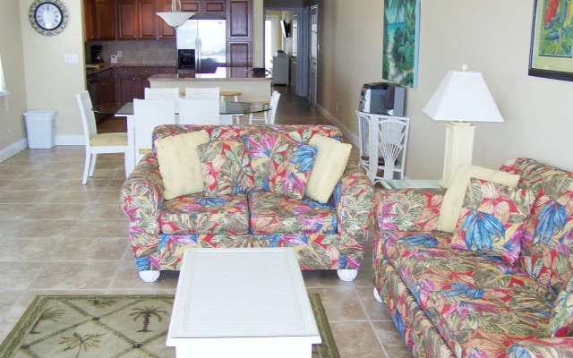 Seabreeze Condominiums