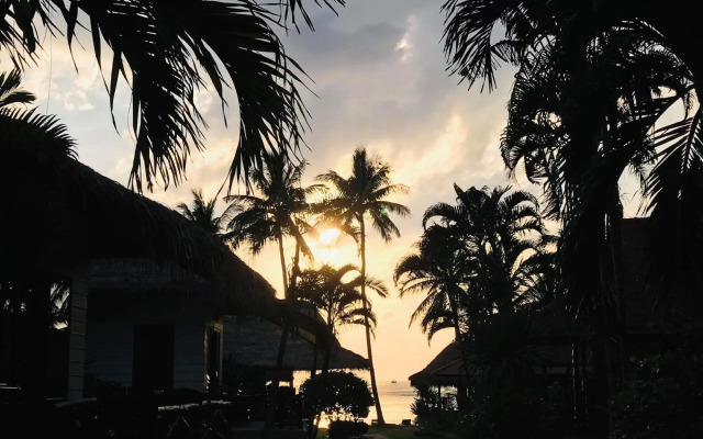 Palm Leaf Resort
